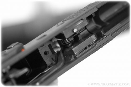 Травматический пистолет T-REX с подвижным стволом.